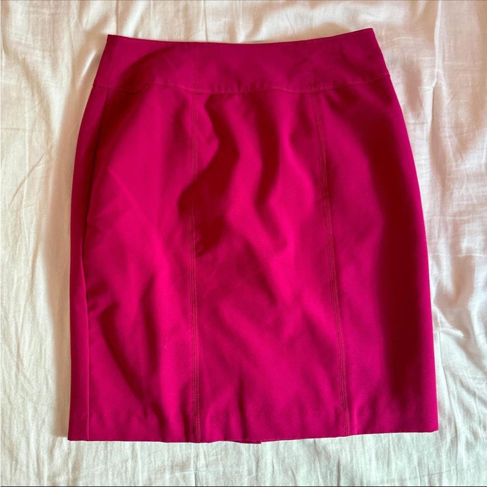 Worthington Fuchsia Pencil Skirt